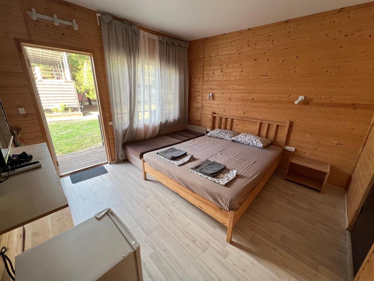 Mini-Hotel Forest Club Pizunda Exteriör bild