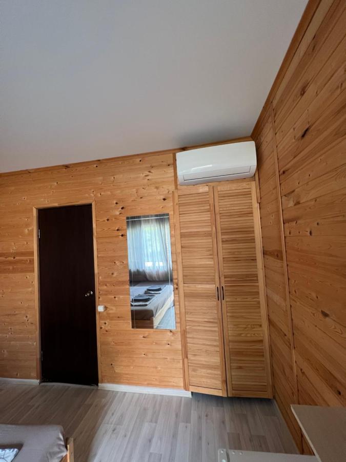 Mini-Hotel Forest Club Pizunda Exteriör bild