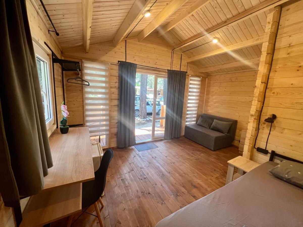Mini-Hotel Forest Club Pizunda Exteriör bild